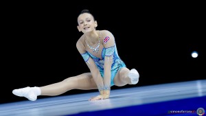 ag iw gbr eccles grace sfe06823 simone ferraro ph